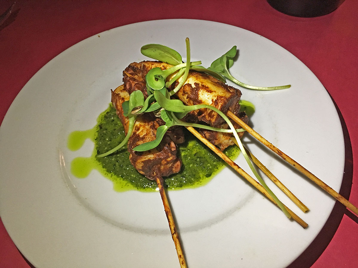 En Boga anticucho pulpo 2 ret