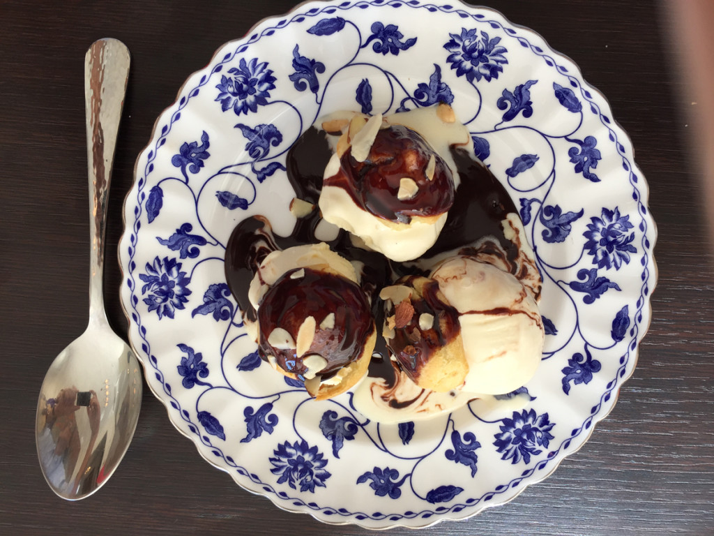 Pomme de Terre Profiterol ret