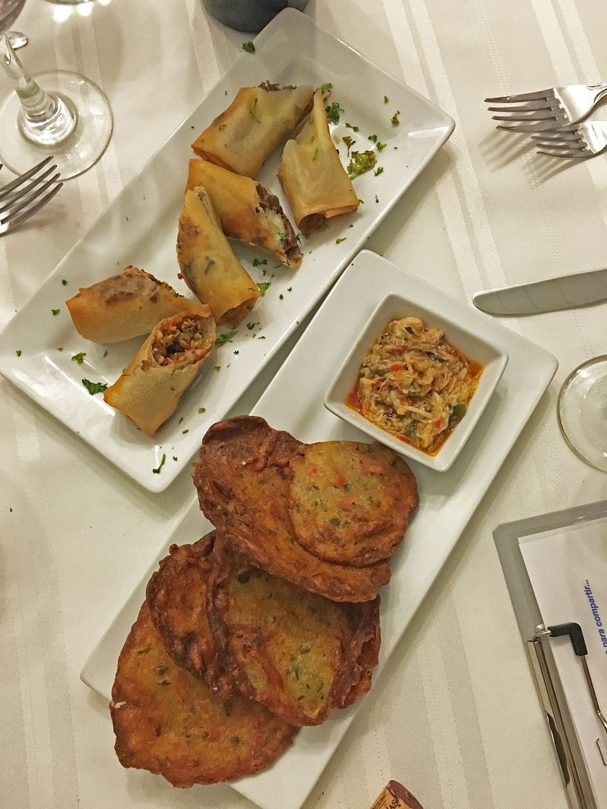 Azul bacalaitos y s rolls ret