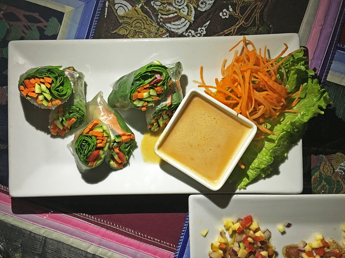 Bangkok summer roll 1 ret