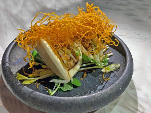 Raya cochinillo bao 2 ret