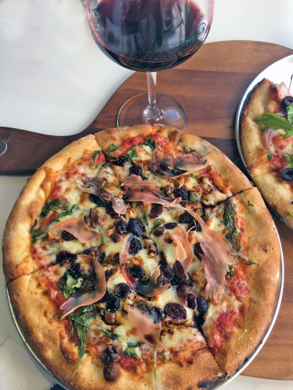 Debocaenboca pizza proscciutto ret