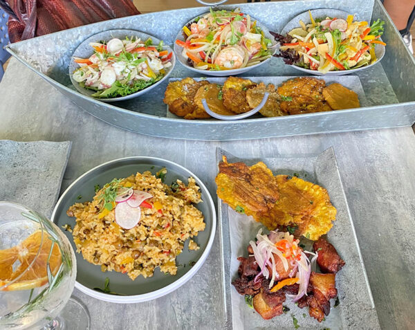 Guarare varios platos ret